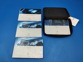 Mercedes-Benz C W203 Libro con el historial de mantenimiento del propietario 