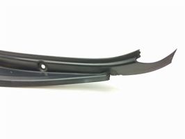 Mercedes-Benz C W203 Rivestimento laterale del portellone posteriore/bagagliaio A2036930533