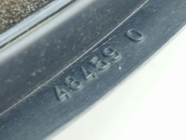Mercedes-Benz A W168 Tapa de caja de fusibles 1685400082