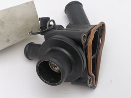 Mercedes-Benz A W168 Termostat / Obudowa termostatu A6682030275