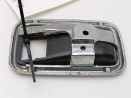 Mercedes-Benz COMPAKT W115 Osłona klamki drzwi przednich 1087660611