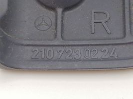 Mercedes-Benz CLK A208 C208 Autres éléments de garniture porte avant 2107230224