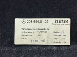 Mercedes-Benz CLK A208 C208 Moldura de la puerta trasera 2086940125