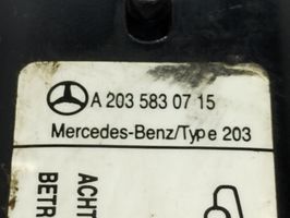 Mercedes-Benz C W203 Työkalusarja 2038900061