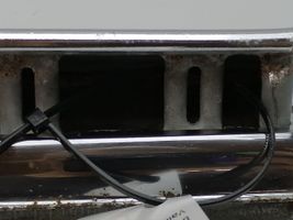 Mercedes-Benz 250 280 C CE W114 Takaoven tuhkakuppi 