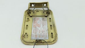 Mercedes-Benz E W123 Sportello del serbatoio del carburante 1235840039