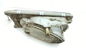 Mercedes-Benz E W123 Lampa przednia 11777900