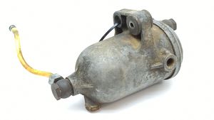 Mercedes-Benz E W123 Boîtier de filtre à carburant 0450101011