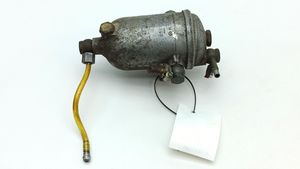 Mercedes-Benz E W123 Boîtier de filtre à carburant 0450101011