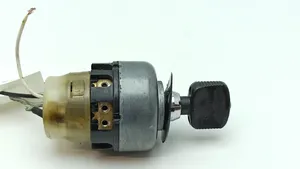 Mercedes-Benz 250 280 C CE W114 Interruptor de luz 8432