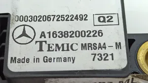 Mercedes-Benz ML W163 Czujnik uderzenia Airbag A1638200226