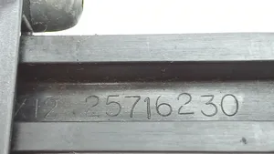 Cadillac SRX Rankinio atleidimo rankenėlė M7413X12