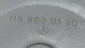 Mercedes-Benz COMPAKT W115 Autres pièces intérieures 1156930130