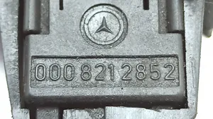 Mercedes-Benz COMPAKT W115 Muu sisävalo 1158202511