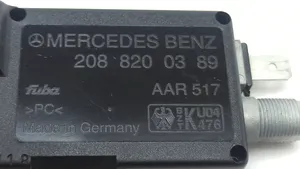 Mercedes-Benz CLK A208 C208 Antenos stiprintuvas 2088200389