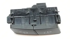 Mercedes-Benz E W212 Central locking switch button A2048706410