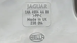 Jaguar XJ X308 Takavalon polttimon suojan pidike LNA4904AA