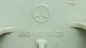 Mercedes-Benz ML W163 Muu sisätilojen osa A1636921022