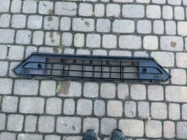 Volvo C40 Grille inférieure de pare-chocs avant 32136098