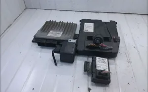 Renault Megane II Sterownik / Moduł ECU 7711497216