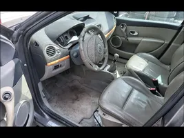 Renault Clio III Kit intérieur 