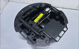 Renault Clio III Rivestimento vano della ruota di scorta 