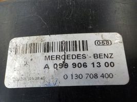 Mercedes-Benz C W205 Elektrinis radiatorių ventiliatorius A0999061300