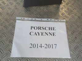 Porsche Cayenne (92A) (B) Revêtement de pilier (haut) 7P5867242