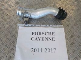 Porsche Cayenne (92A) Tube d'admission de tuyau de refroidisseur intermédiaire 7L8128654A