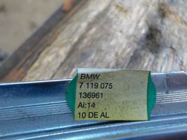 BMW 3 E92 E93 Copertura modanatura barra di rivestimento del tetto 7119075