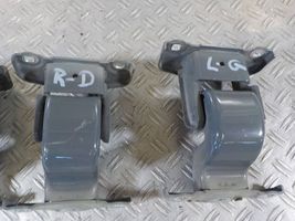 Renault Trafic III (X82) Loading door hinge set 