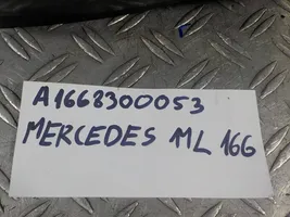 Mercedes-Benz ML AMG W166 Conduit d'air (cabine) A1668300053