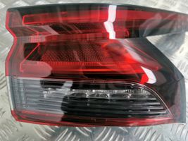 Nissan Qashqai J12 Lampa tylna 