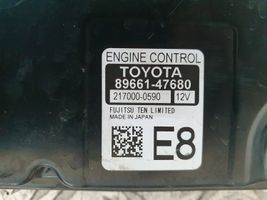 Toyota Prius (XW50) Unité de commande, module ECU de moteur 89661-47680