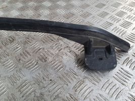 Hyundai i30 Traversa di supporto paraurti anteriore 86571G3700