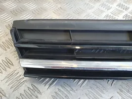 Volkswagen Golf VII Maskownica / Grill / Atrapa górna chłodnicy 5G0853651CD