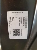 Volkswagen Golf VIII Marche-pieds 5H9809836