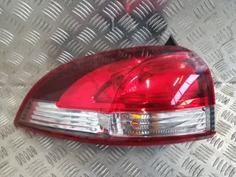 Renault Clio IV Luz trasera/de freno 265551445R