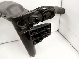 Peugeot 508 Intake resonator 9684937980