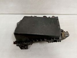 Audi A3 S3 8L Oro filtro dėžė 8L0133837