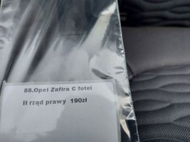 Opel Zafira C Kanapa tylna / Fotel drugiego rzędu 