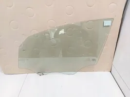 KIA Carens III priekšējo durvju stikls (četrdurvju mašīnai) 
