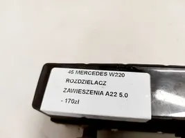 Mercedes-Benz S W220 Ilmavaimennuksen venttiiliyksikkö 