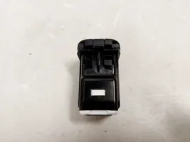 Mazda 6 Connecteur/prise USB KD45669U0