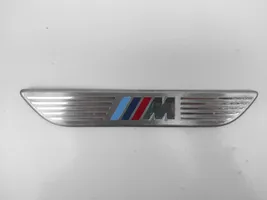 BMW X5 E70 Listwa progowa przednia 7205265