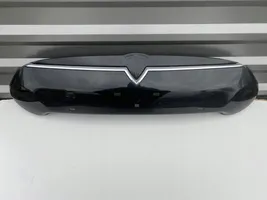 Tesla Model S Kratka dolna zderzaka przedniego 102331200A