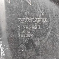 Volvo S60 Konepelti 31352823