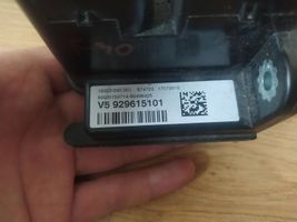 BMW 3 E30 Fusibile relè della batteria 929615101