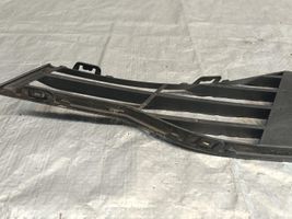 BMW 3 E30 Priešrūkinio žibinto apdaila/ grotelės 51117255370