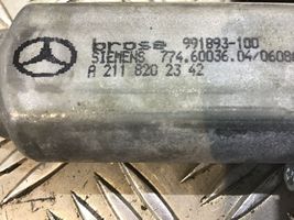 Mercedes-Benz E W211 Galinis varikliukas langų pakėlėjo A2118202342